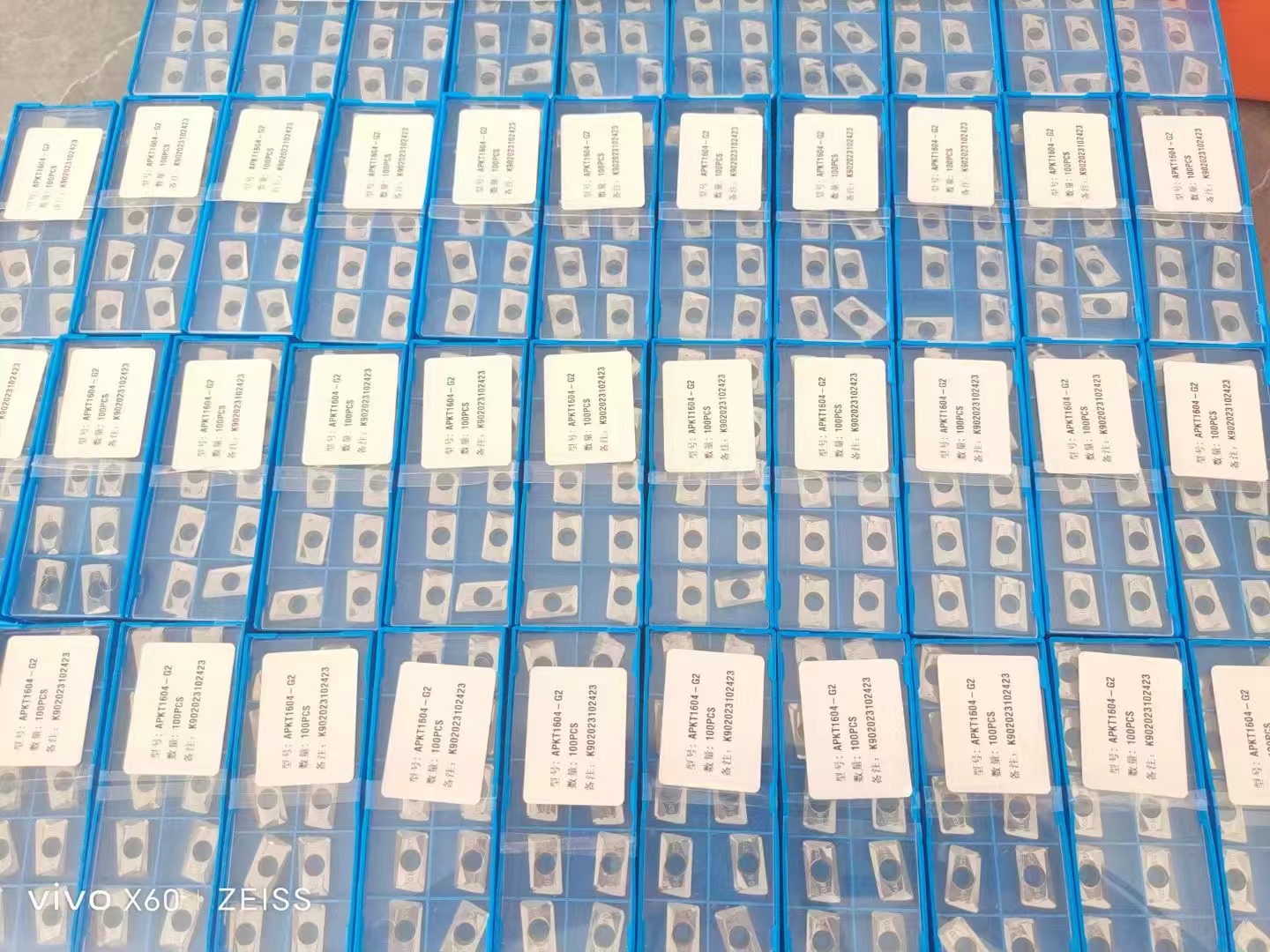 Chip formation varies with different parameters (CNC)